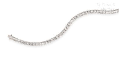 Bracelet ligne en or gris 750 millièmes à...
