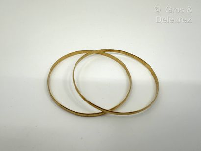 Travail français
Deux bracelets joncs en...