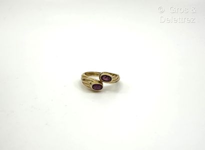 Travail français
Bague « Toi et Moi » godronnée...