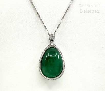 Collier en or gris 750 millièmes à fine maille...