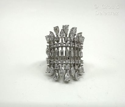 Bague bandeau en or gris 750 millièmes à...