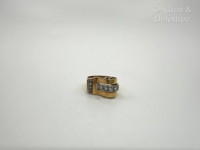 Travail français des années 1940
Bague «...