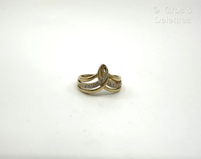 Bague « Boucle » en or jaune et or gris 750...