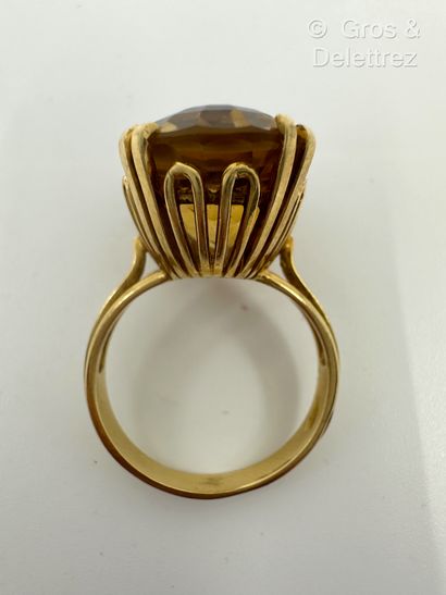 Bague de cocktail en fils d’or jaune 750...