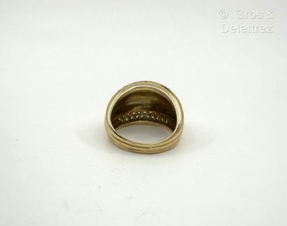 Bague triple godrons en or jaune 750 millièmes...