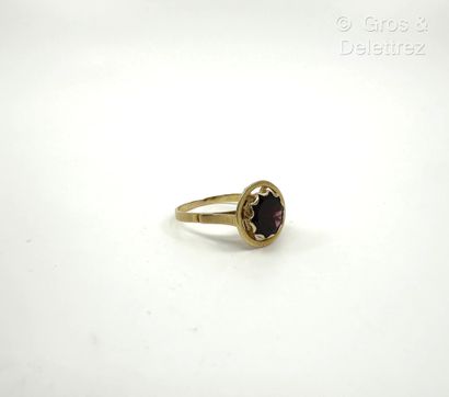Travail français, Maison Charles GARNIER
Bague...