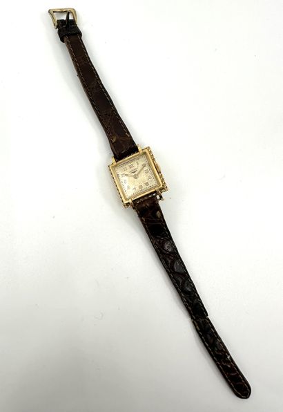 LONGINES, Années 1950
Montre-bracelet de...