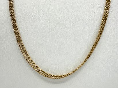 Collier en or jaune 750 millièmes à maille...