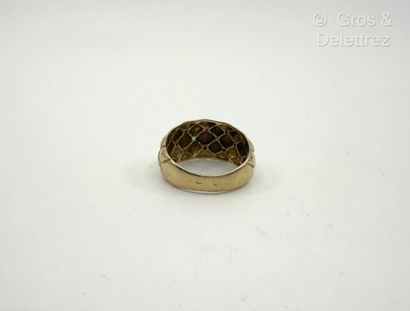 Bague jonc « Matelassée » en or jaune 750...