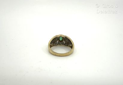 Bague jonc en or jaune et or gris 585 millièmes,...