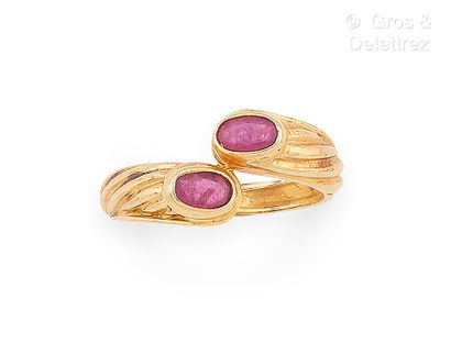 Travail français
Bague « Toi et Moi » godronnée...