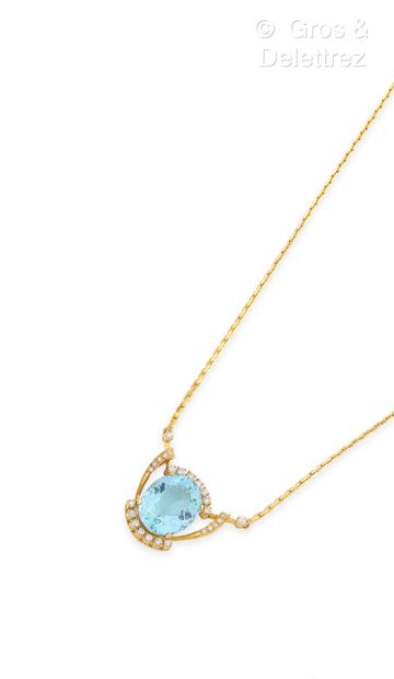 Collier semi-rigide en or jaune 750 millièmes...