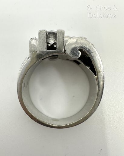 Bague « Toi et Moi » en or gris 585 millièmes...