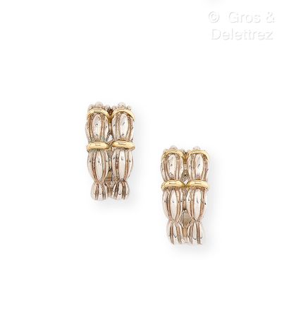 ILIAS LALAOUNIS
Paire de boucles d’oreilles...