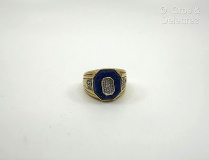 Bague chevalière en or jaune 750 millièmes,...