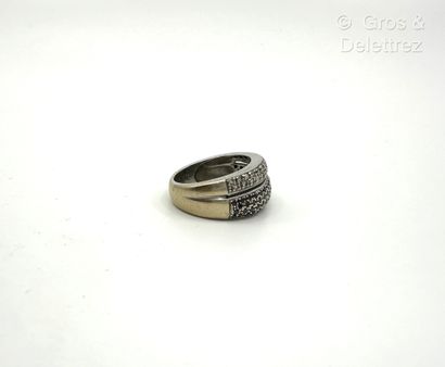 Bague bandeau godronnée en or rhodié 750...