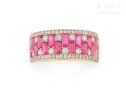 LIGNE VENDÔME
Bague bandeau en or rose 750...
