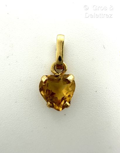 Pendentif « Cœur » en or jaune 750 millièmes...