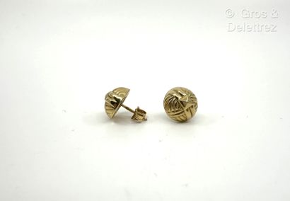Travail italien
Paire de boutons d’oreilles...