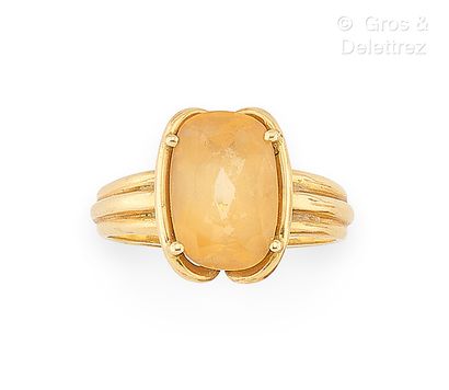 Travail français
Bague en or jaune 750 millièmes...