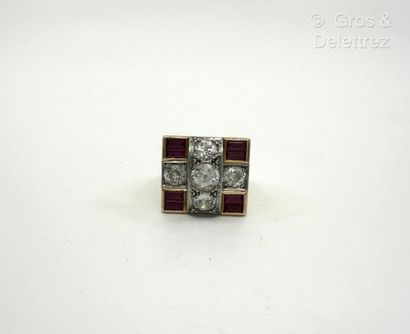 Travail français des années 1940
Bague «...