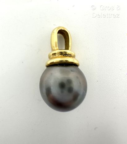 Pendentif « Goutte » en or jaune 750 millièmes...