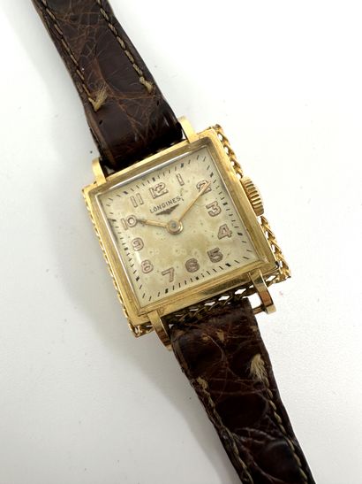 LONGINES, Années 1950
Montre-bracelet de...
