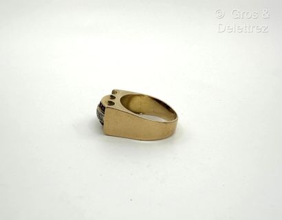 Travail français des années 1940
Bague «...