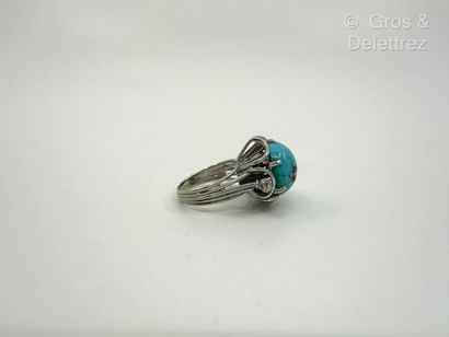 Travail des années 1960
Bague « Fleur » en...