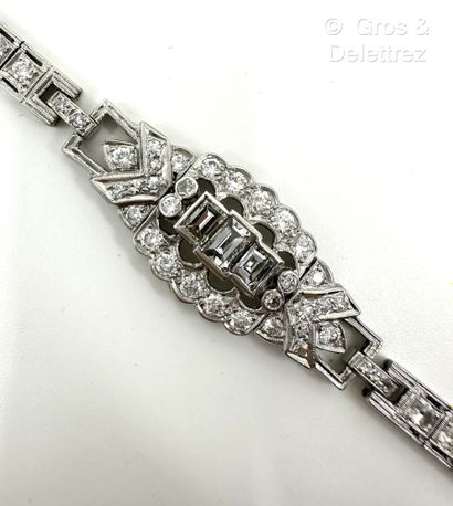 Travail des années 1950
Bracelet ligne en...