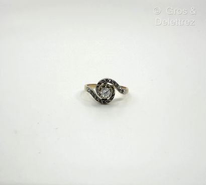Travail vers 1900
Bague « Tourbillon » en...