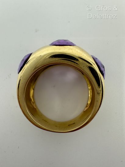 Travail italien
Bague boule en or jaune 750...