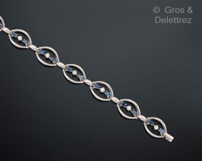 Travail français des années 1960
Bracelet...