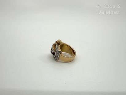 Travail français des années 1940
Bague «...
