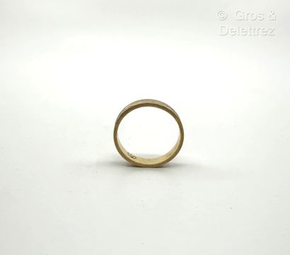 Bague jonc plat en or jaune et or gris 750...