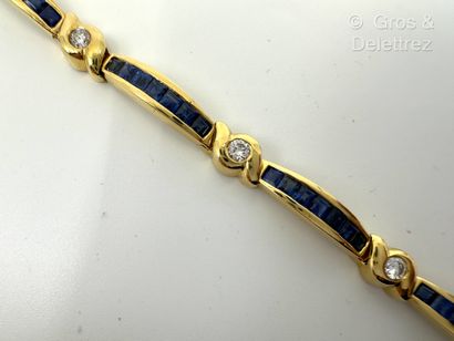 Bracelet ligne en or jaune 750 millièmes...