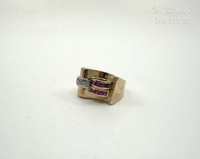 Travail français des années 1940
Bague «...