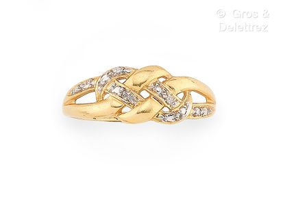Bague « Tresse » ajourée en or jaune et or...