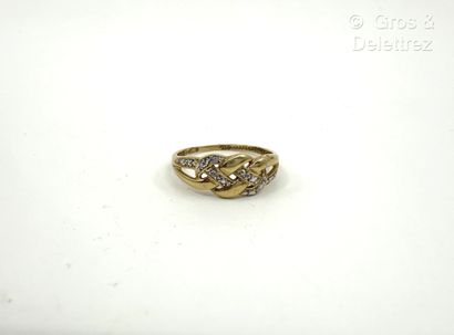 Bague « Tresse » ajourée en or jaune et or...