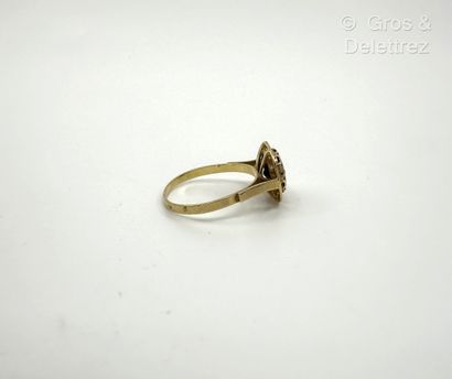Travail français, Maison Charles GARNIER
Bague...