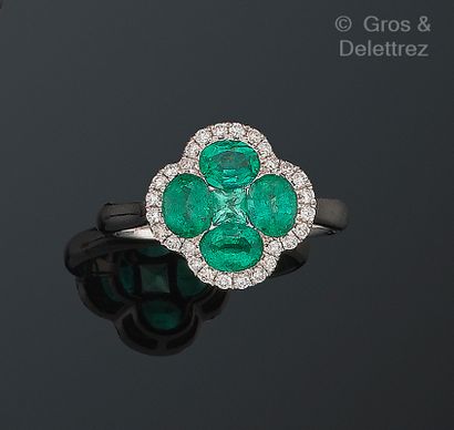 LIGNE VENDÔME
Bague « Trèfle à quatre feuilles...