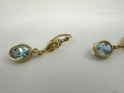 Paire de boucles d’oreilles en or jaune 750...