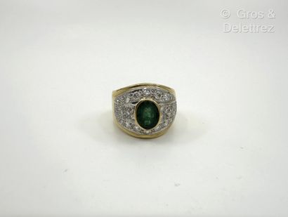 Travail italien
Bague dôme bandeau en or...