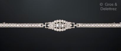 Travail des années 1950
Bracelet ligne en...