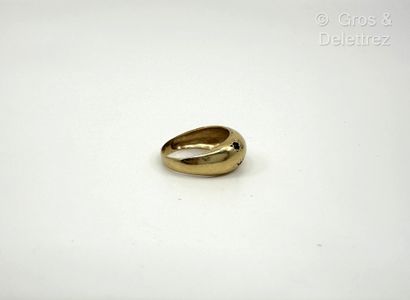 Bague jonc bombée en or jaune 750 millièmes,...