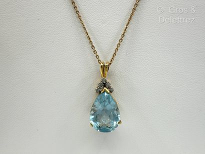 Pendentif en vermeil 800 millièmes, topaze...