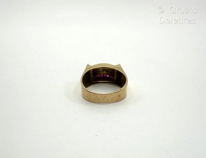 Travail français des années 1940
Bague «...