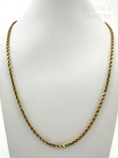 Collier en or jaune 585 millièmes à maille...