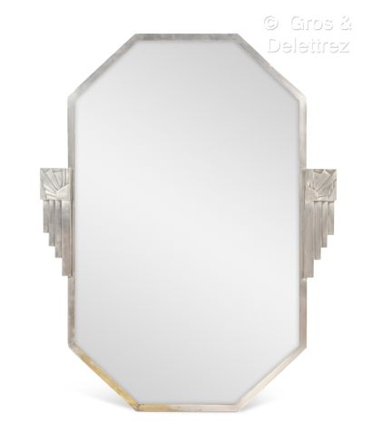 Travail Art Déco
Miroir octogonal en métal....