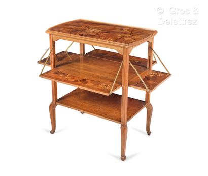 Louis MAJORELLE (1859 - 1926)
Table desserte...